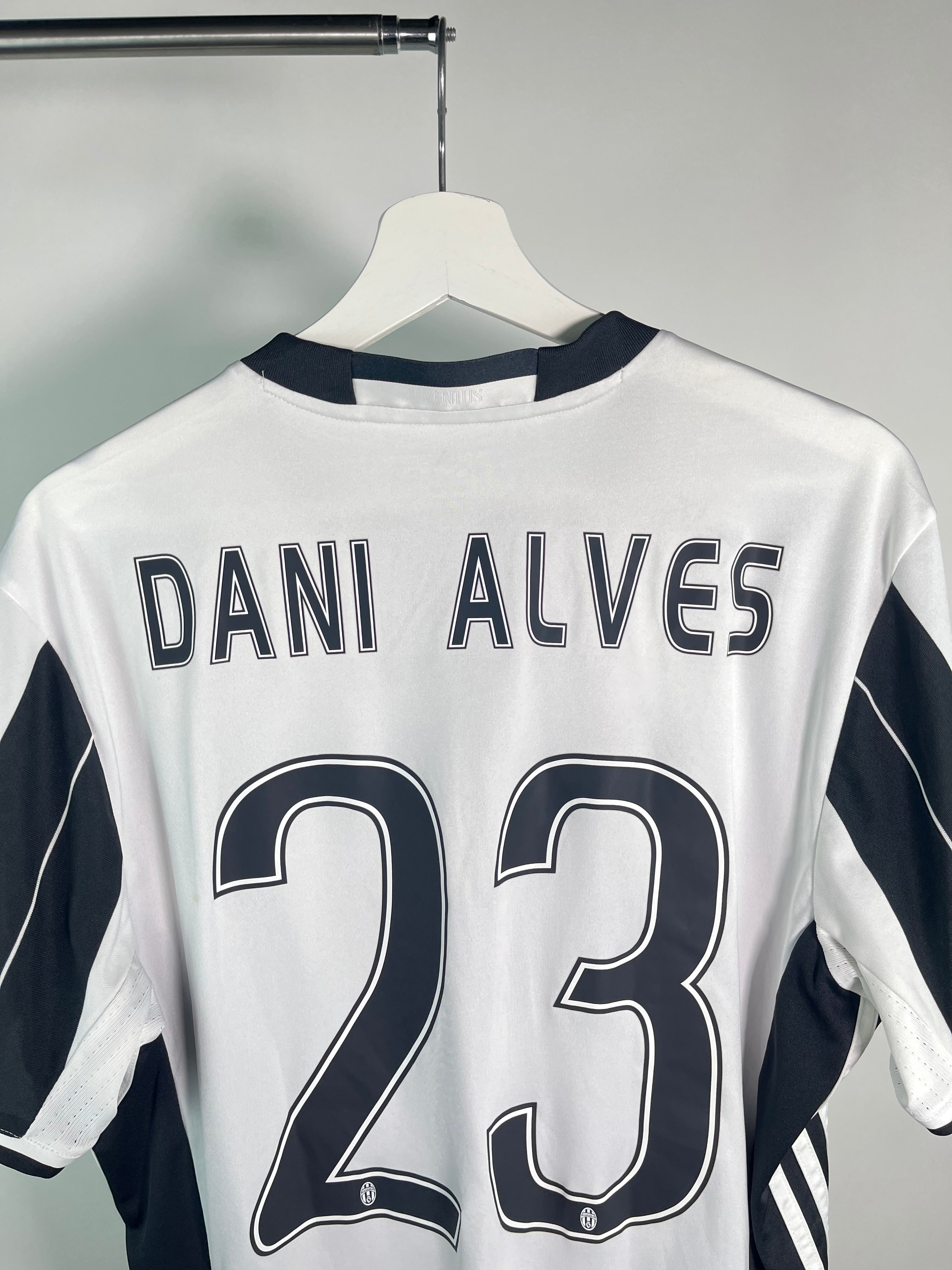 Jersey Juventus Local 2016 2017 Dani Alves (L)