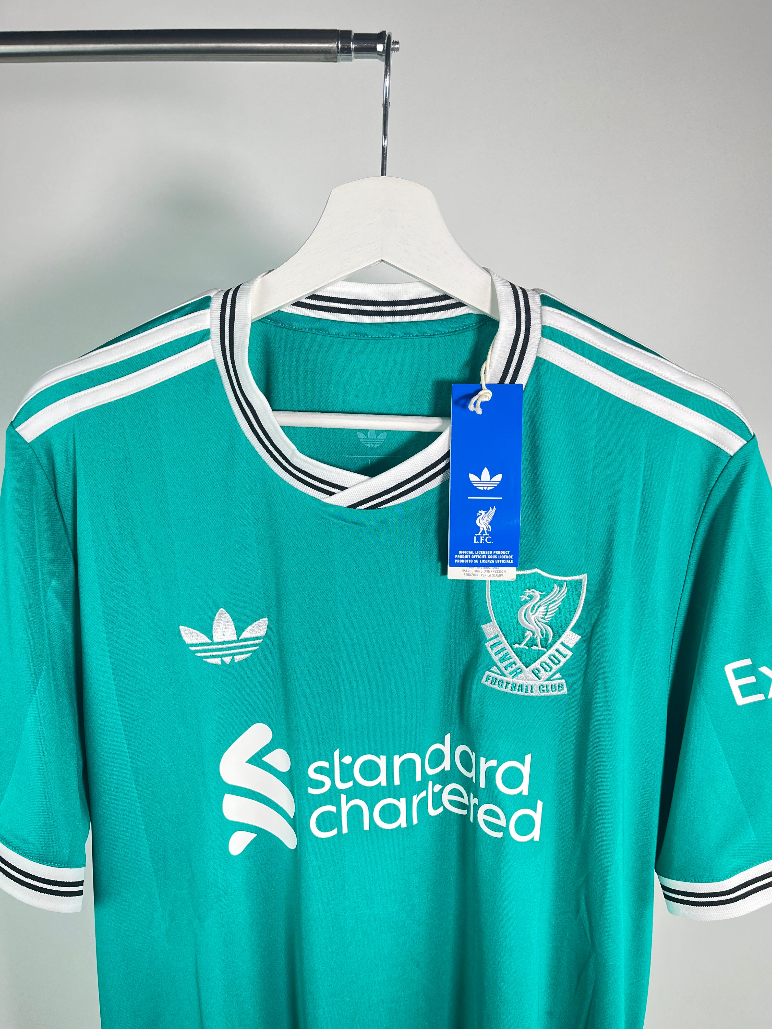 Jersey Liverpool Tercera 2025 2026 *C/Etiquetas* (L)