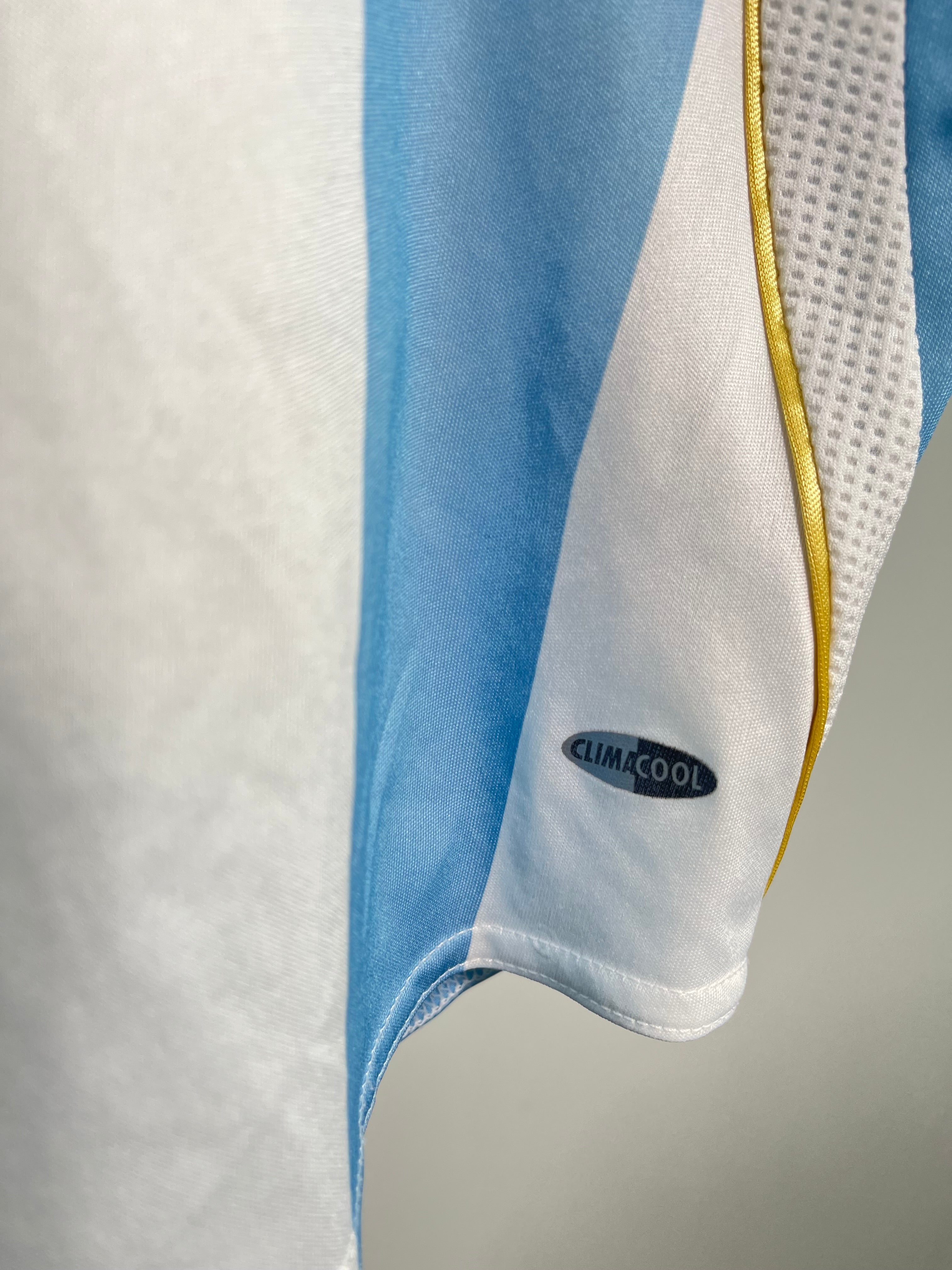 Jersey Argentina Local 2006 2008 *Mundial Alemania* Lionel Messi (L)