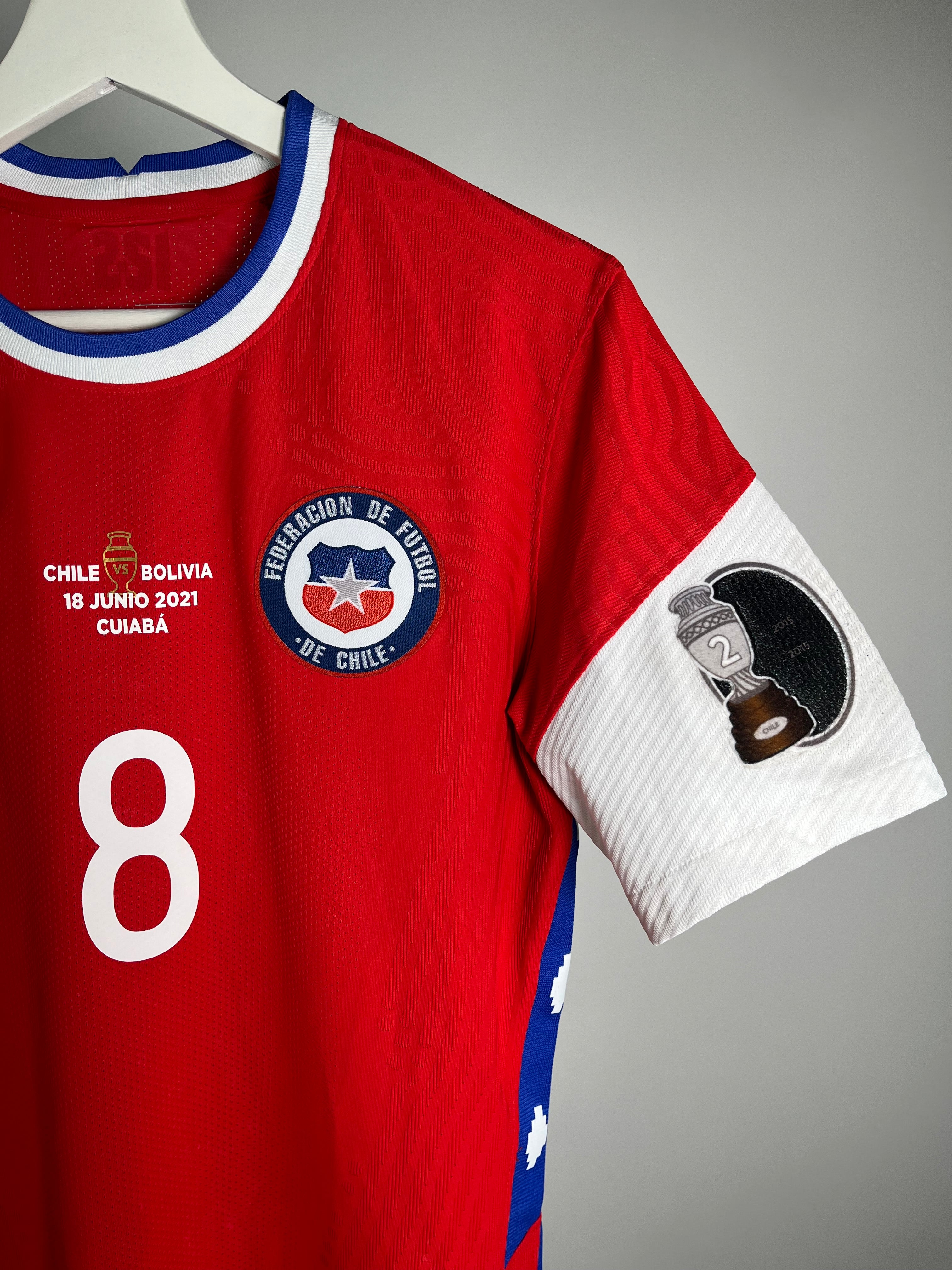 Jersey Chile Local 2020 2022 Utilería Arturo Vidal (M)