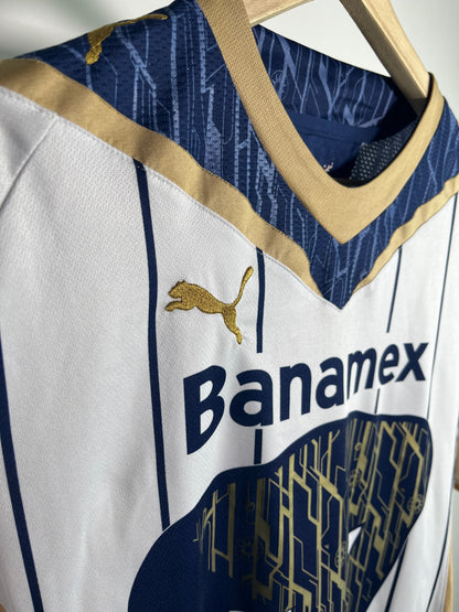 Jersey Pumas Local 2009 2010 Leandro Augusto (S)