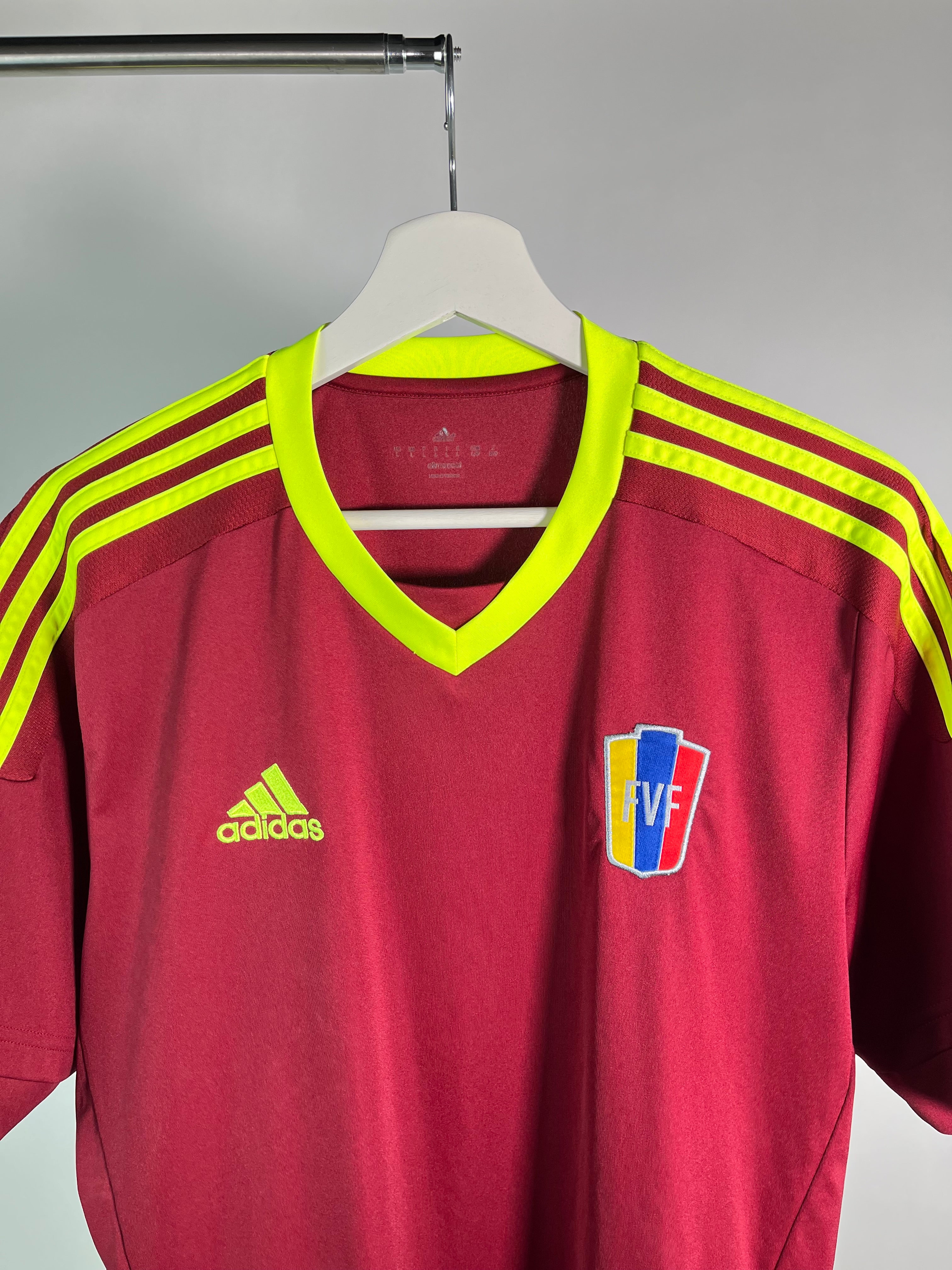 Jersey Venezuela Local 2015 2018 (L)