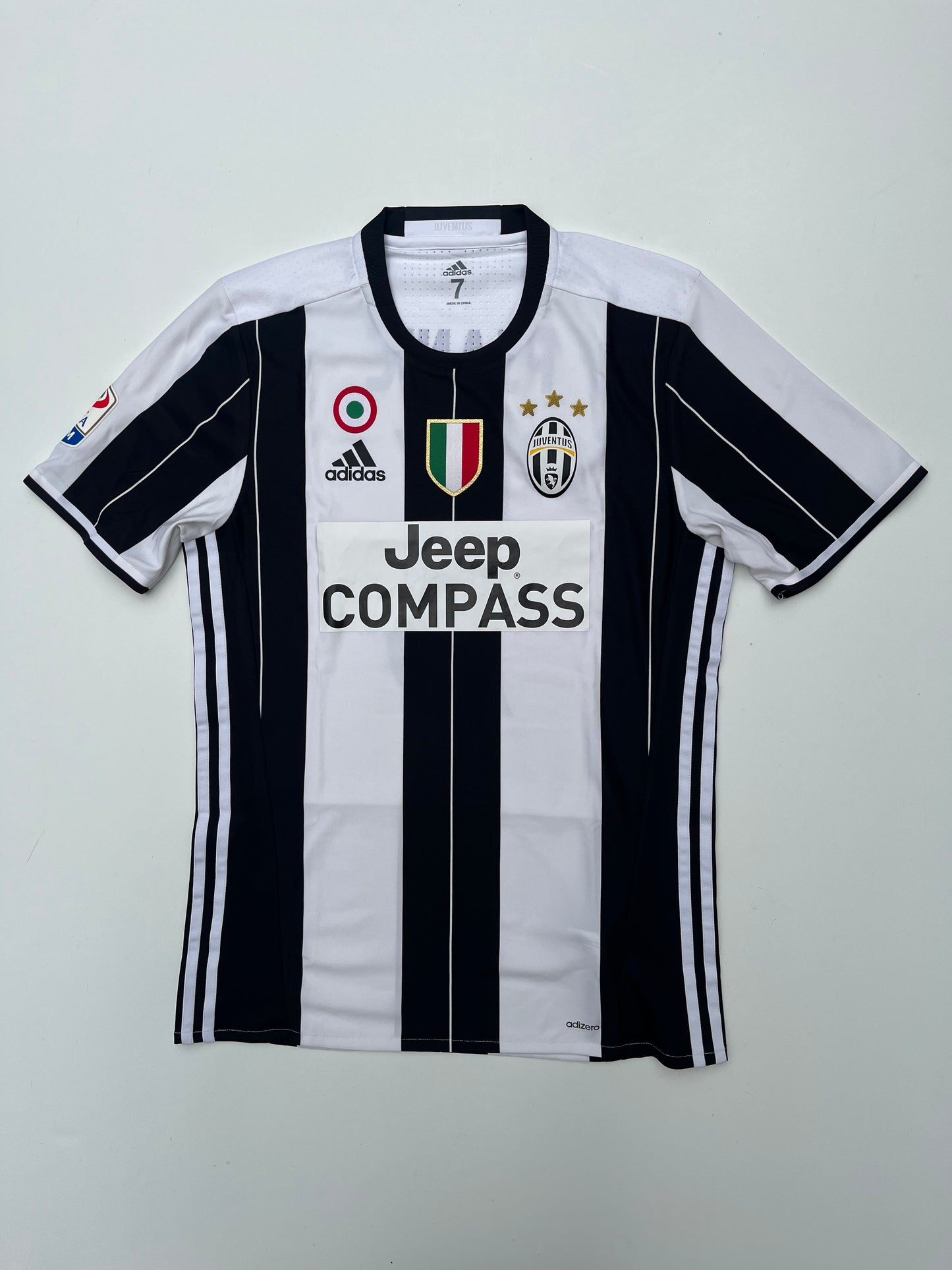 Jersey Juventus Local 2016 2017 Match Prepared Miralem Pjanić (M)