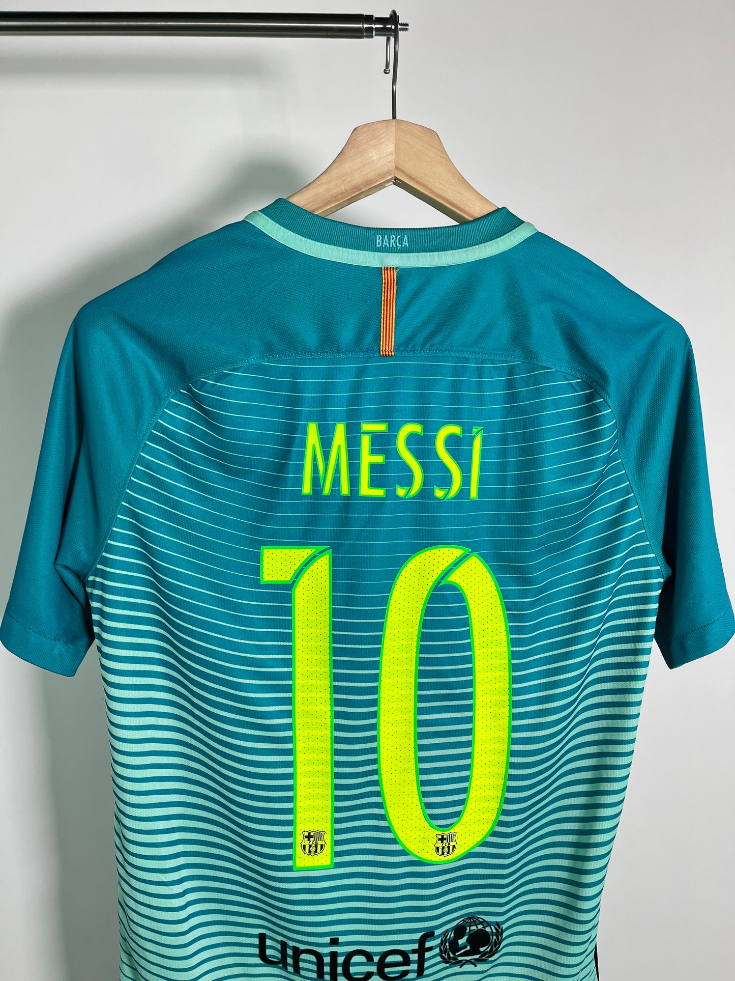 Jersey Barcelona Tercero 2016 2017 Lionel Messi (M)