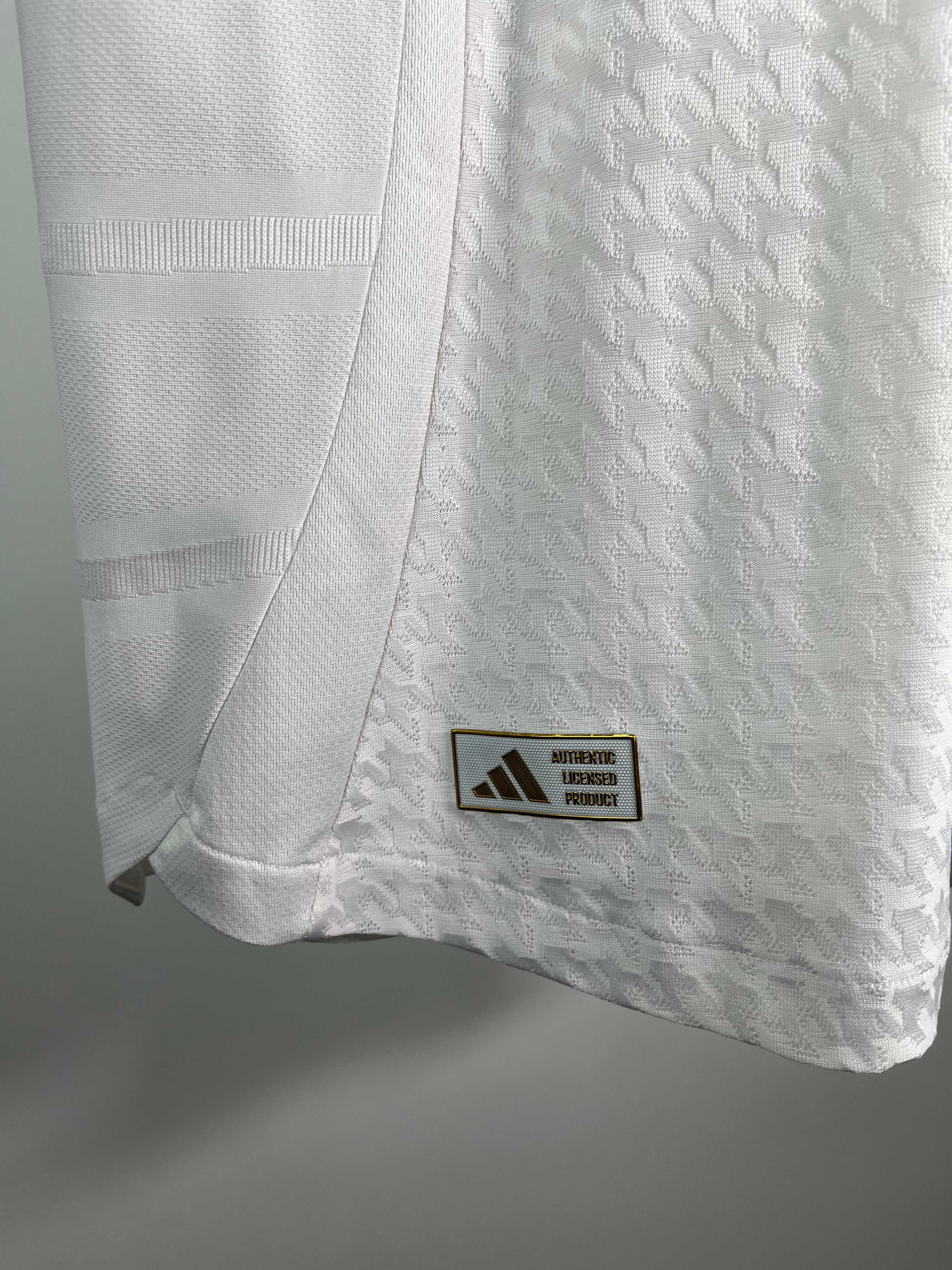 Jersey Real Madrid Local 2024 2025 Versión Jugador Jude Bellingham (XXL)
