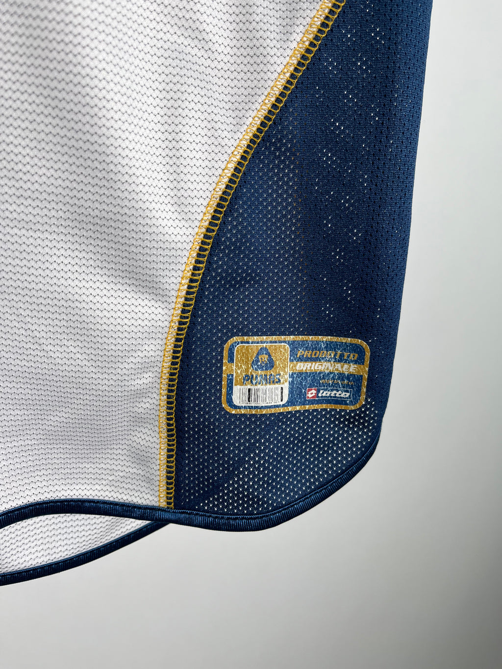 Jersey Pumas Local 2004 2005 Darío Verón (L)