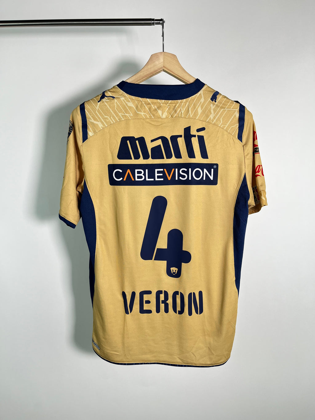 Jersey Pumas Tercera 2009 2010 Darío Verón (L)