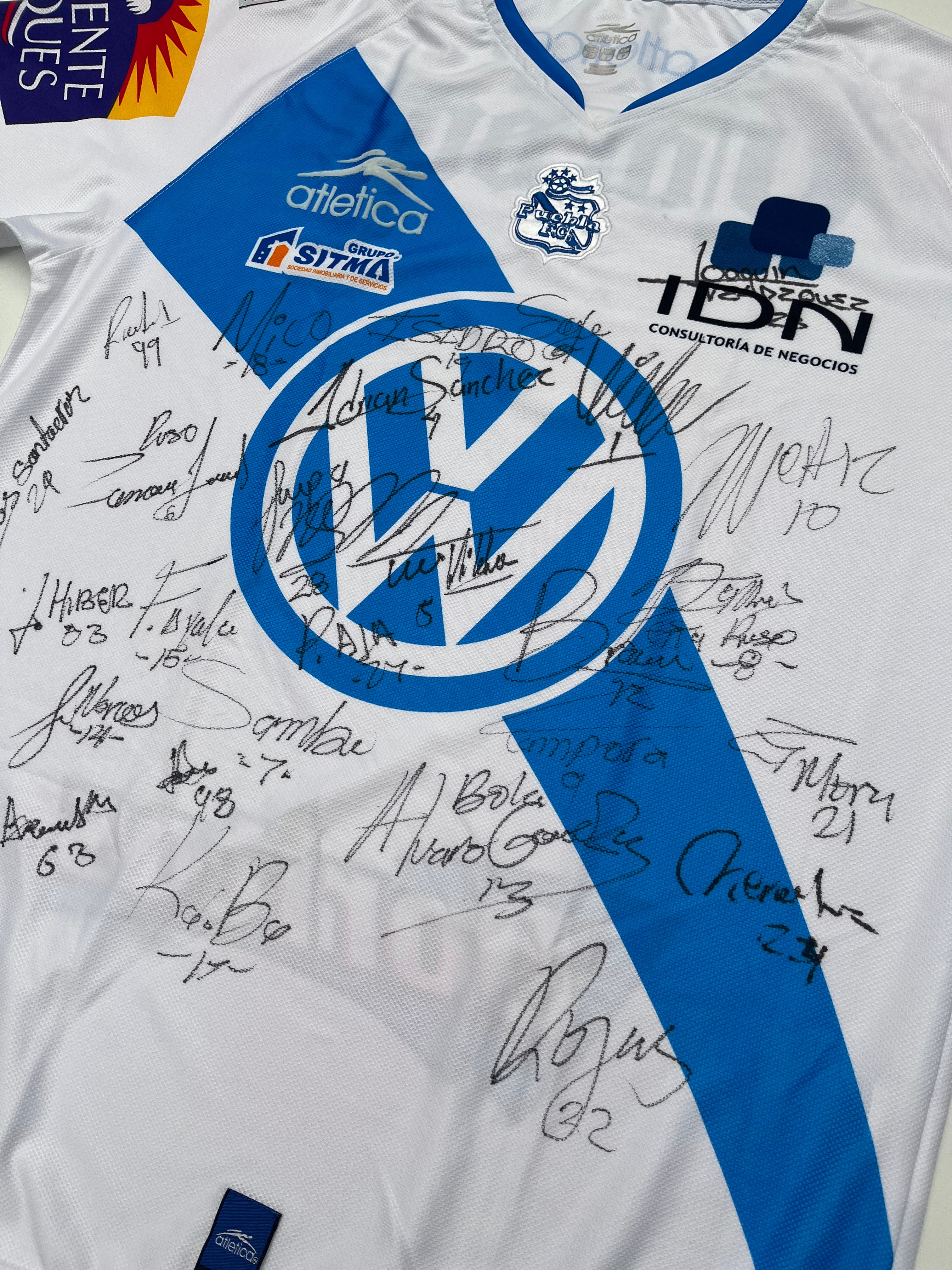 Puebla Home Jersey 2007 2008 Autographed (S)