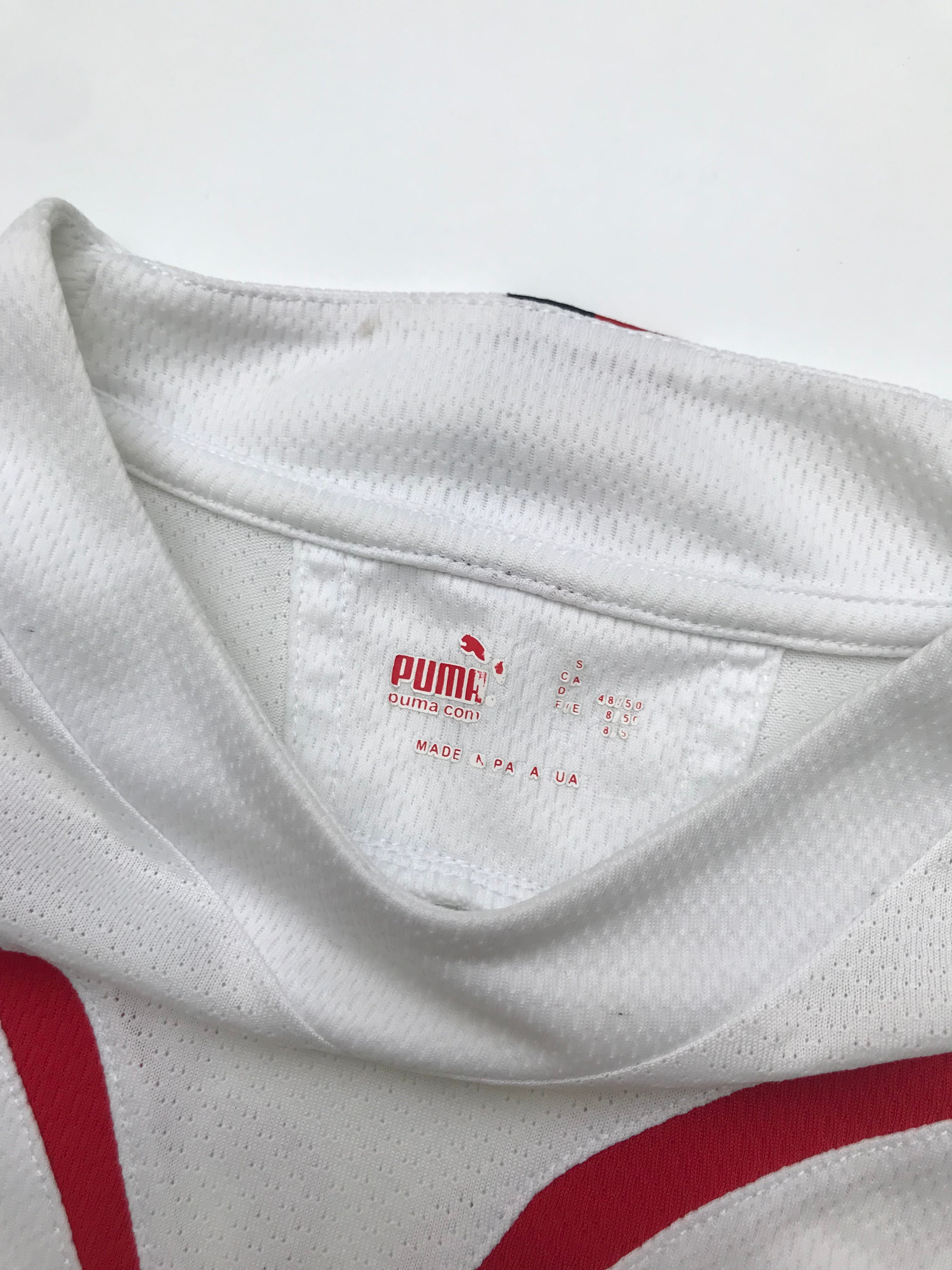 Jersey Stuttgart Local 2009 2010 Sami Khedira (S)