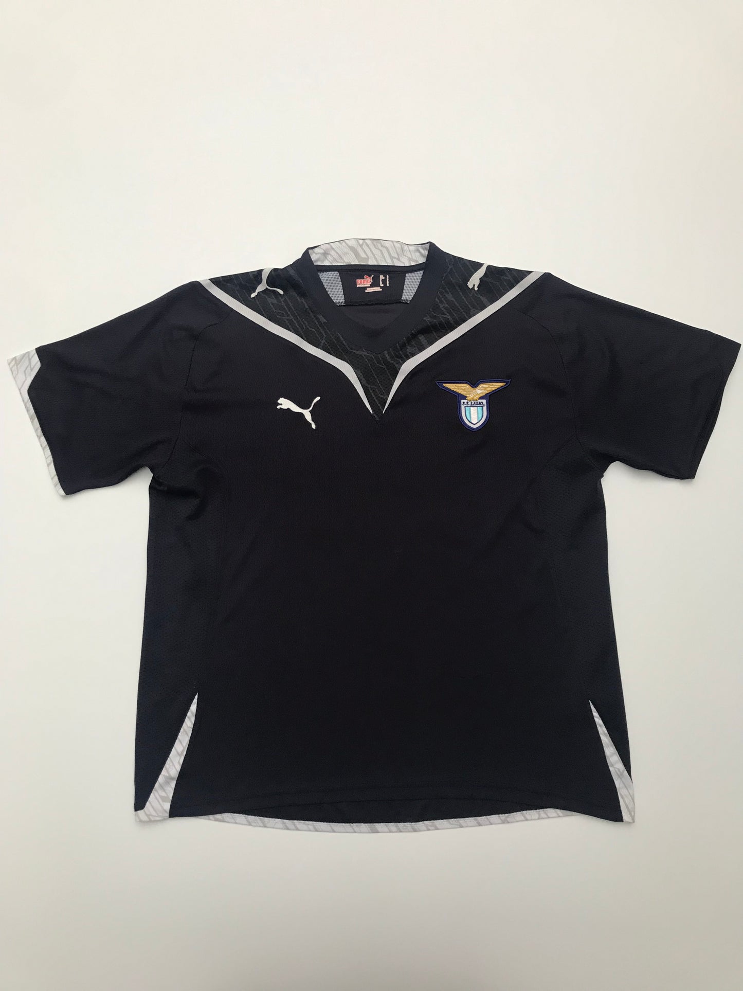 Jersey Lazio Visit 2009 2010 Mauro Zarate (L) 