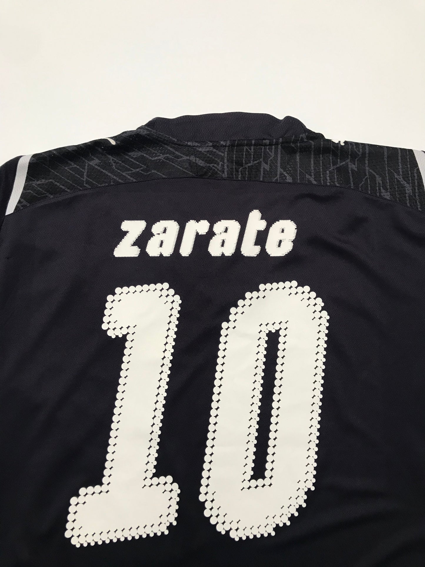 Jersey Lazio Visit 2009 2010 Mauro Zarate (L) 